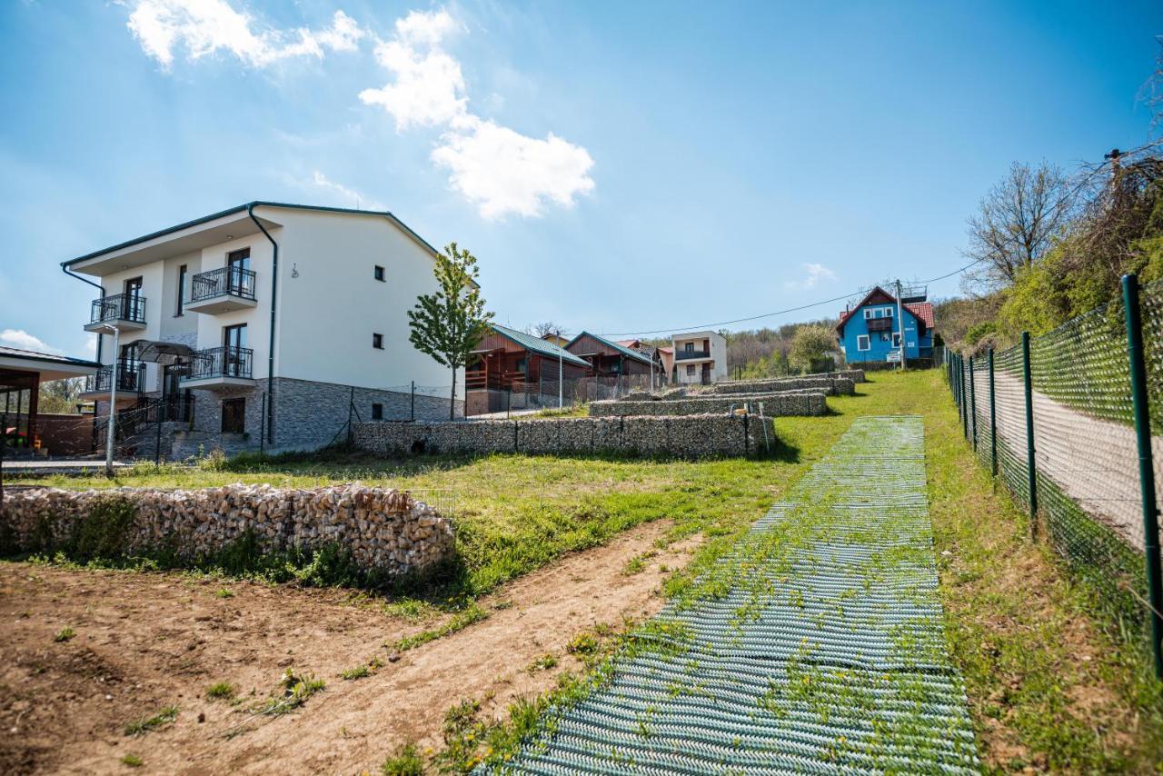 Hotel Gabion Garden Podhájska Exterior foto